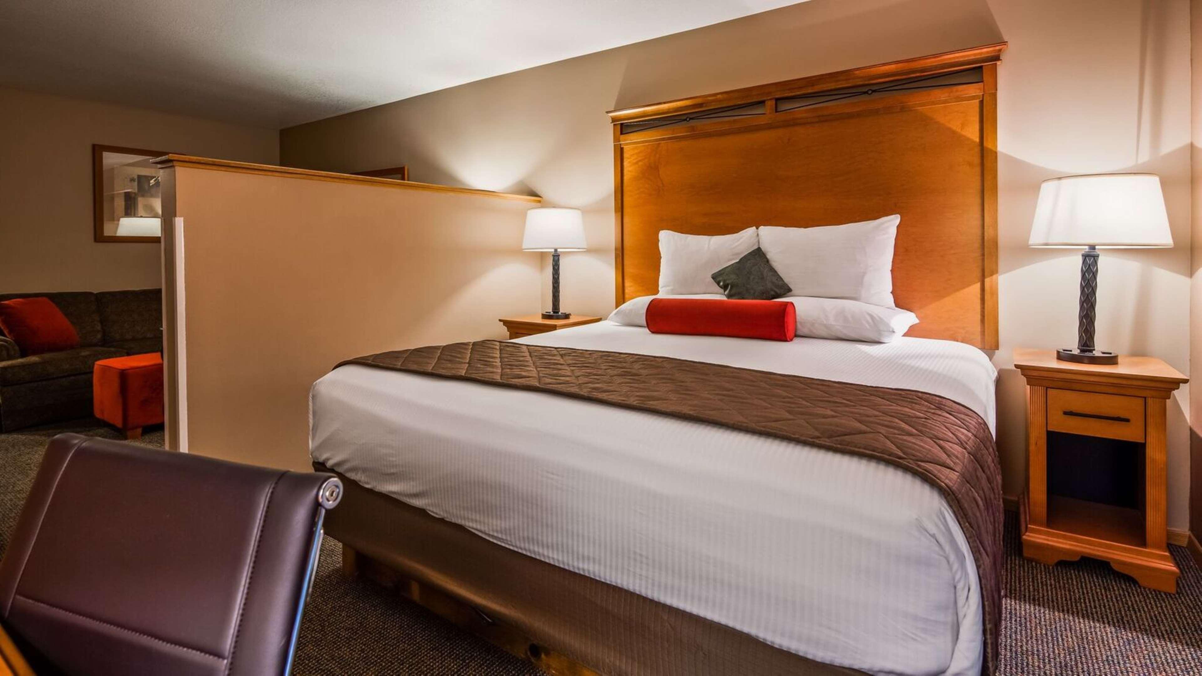 Western Rory & Ryan Hotel 3*