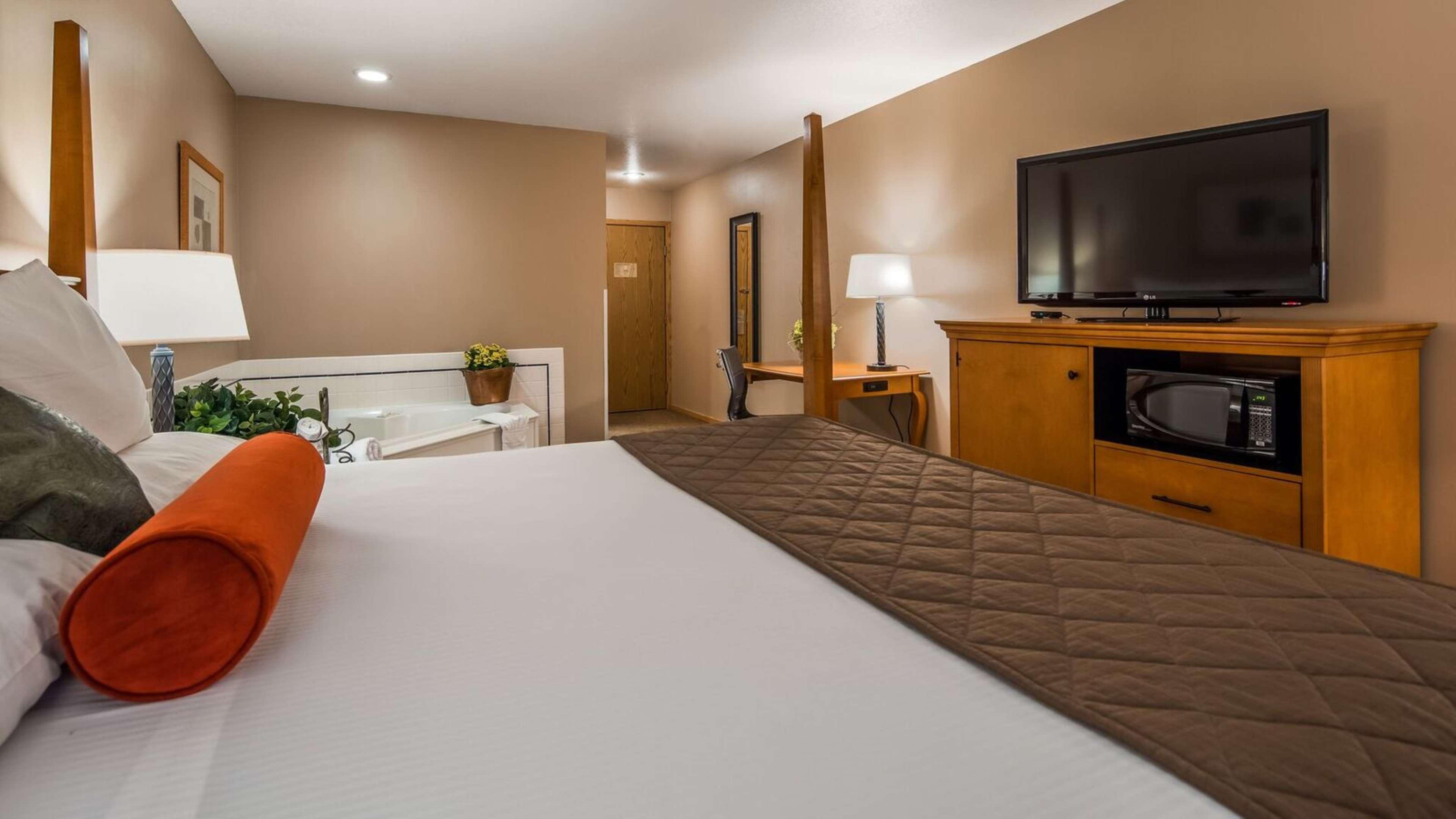 Western Rory & Ryan Hotel 3*